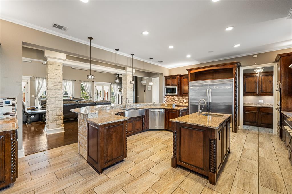 6925 Sky Road Joshua, TX 76058 - Photo 11 of 37