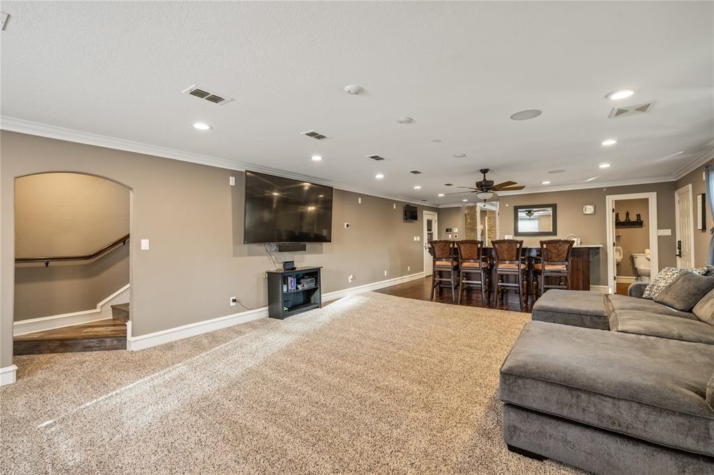 6925 Sky Road Joshua, TX 76058 - Photo 7 of 37