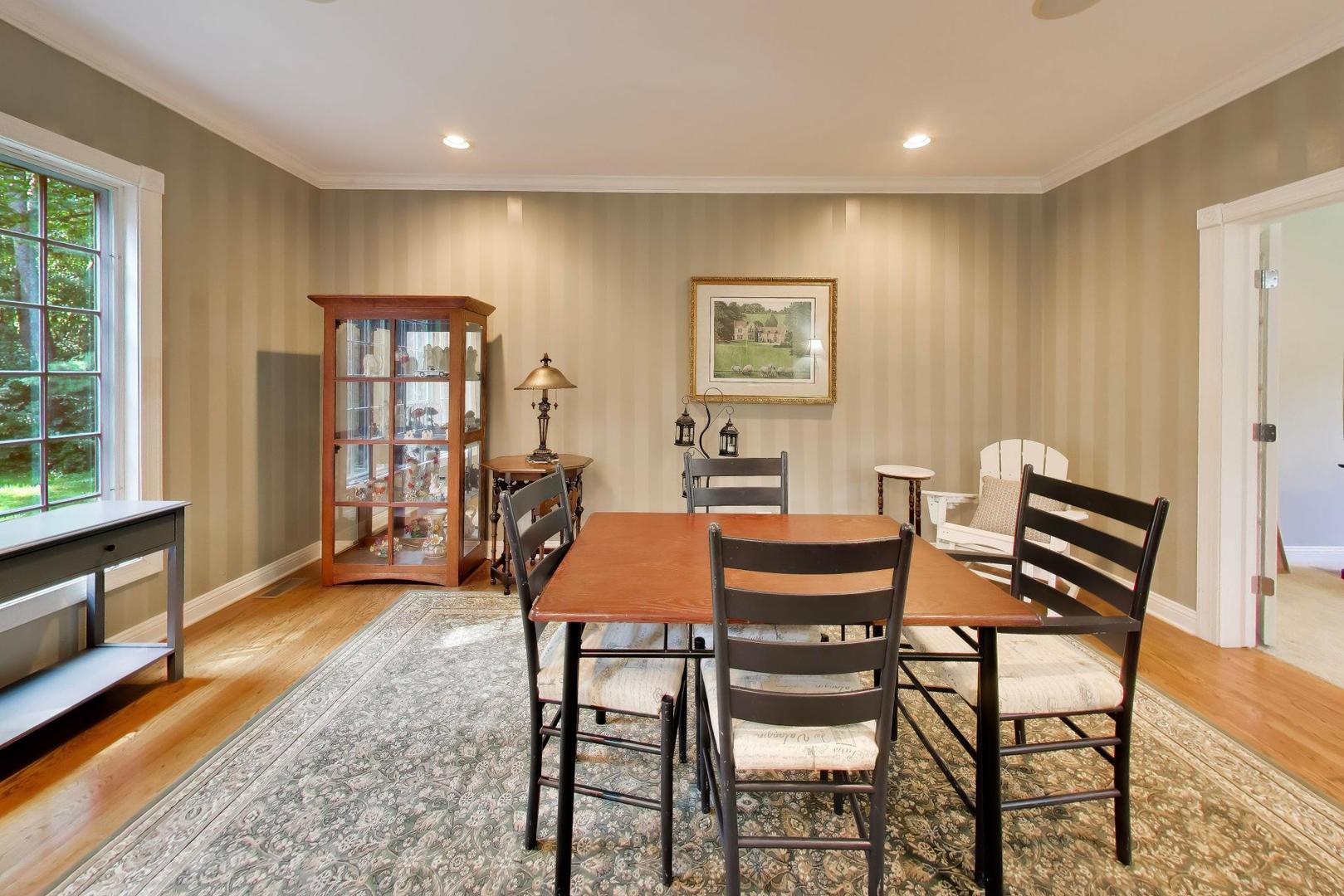 3314 Cardinal Lane Spring Grove, IL 60071 - Photo 9 of 66 Gallery Image 9