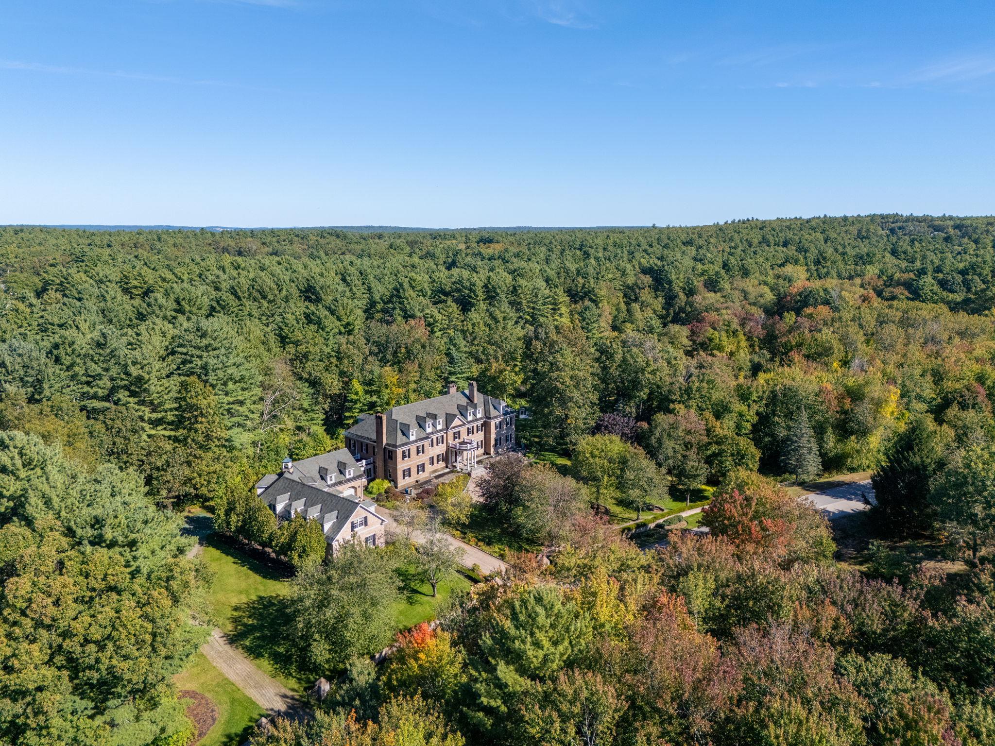 6 Lancaster Road Windham, NH 03087 - Photo 2 of 60