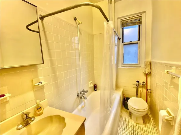 $350,000 | 1961 65th Street, Unit 3A | Mapleton