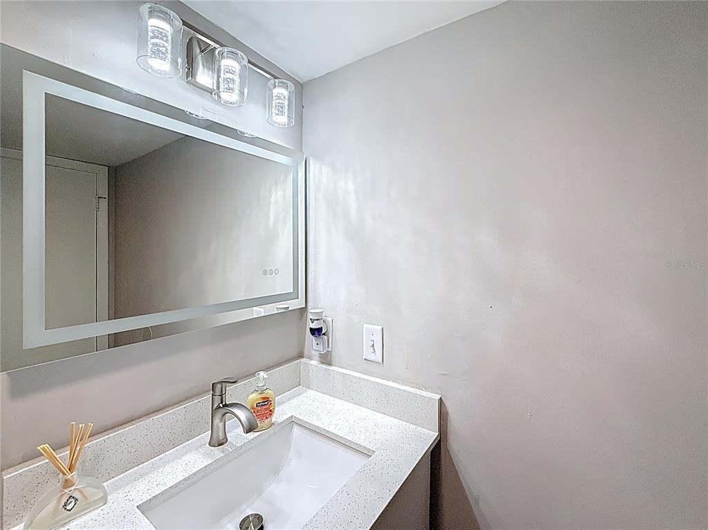 1700 Southwest 16th Court, Unit J21 Gainesville, FL 32608 - Photo 24 of 30