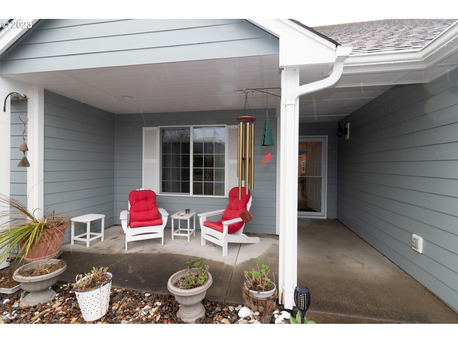 18 Mariners Lane Florence, OR 97439 - Photo 3 of 28 a view of outdoor space and patio