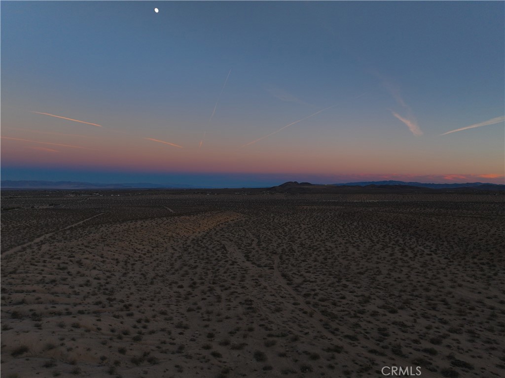 56923 Reche Road Yucca Valley, CA 92284 - Photo 10 of 37