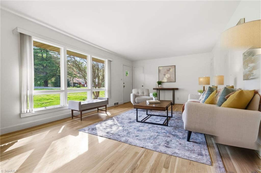 405 Academy Street Rural Hall, NC 27045 - Photo 11 of 47 Living Room