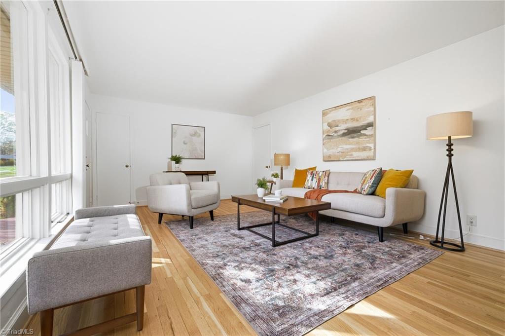 405 Academy Street Rural Hall, NC 27045 - Photo 12 of 47 Living Room