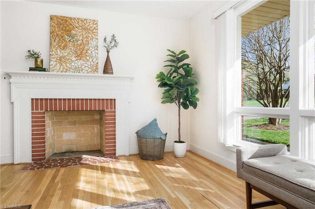 405 Academy Street Rural Hall, NC 27045 - Photo 13 of 47 Living Room