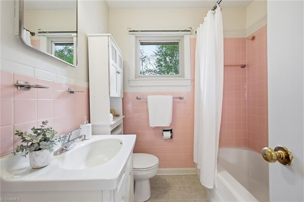 405 Academy Street Rural Hall, NC 27045 - Photo 23 of 47 Bathroom