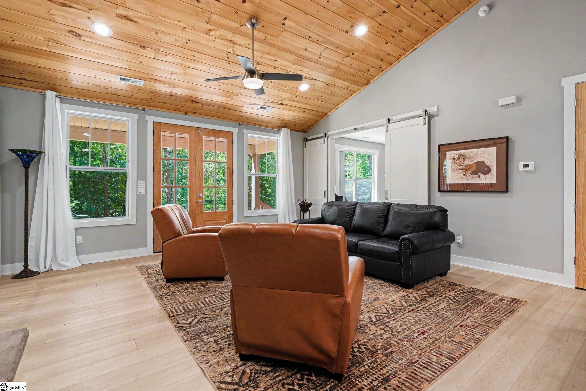 1241 Hayes Road Columbus, NC 28722 - Photo 7 of 31