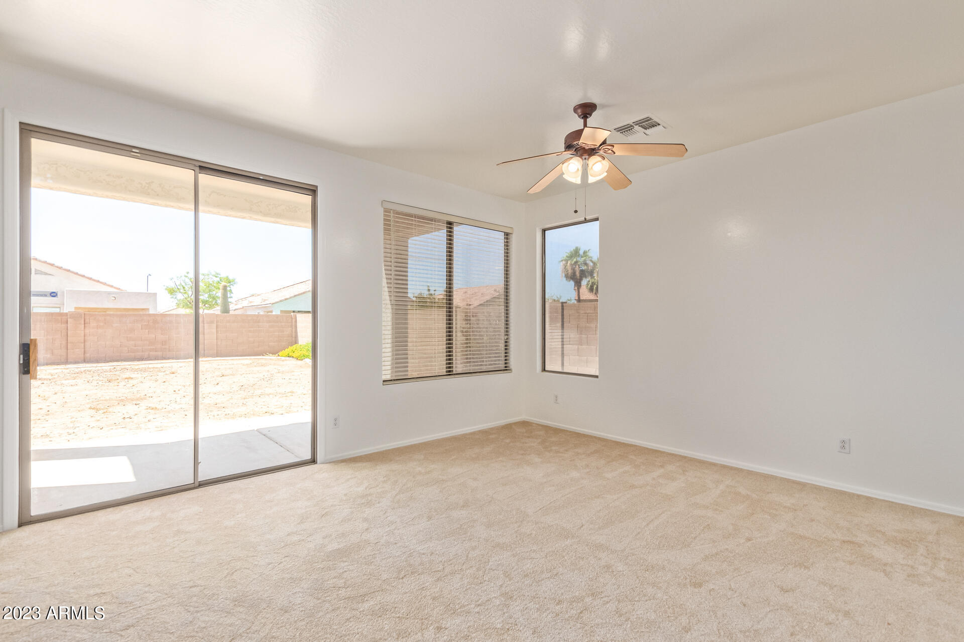 5667 West Evergreen Road Glendale, AZ 85302 - Photo 11 of 41 11 Evergreen 5667