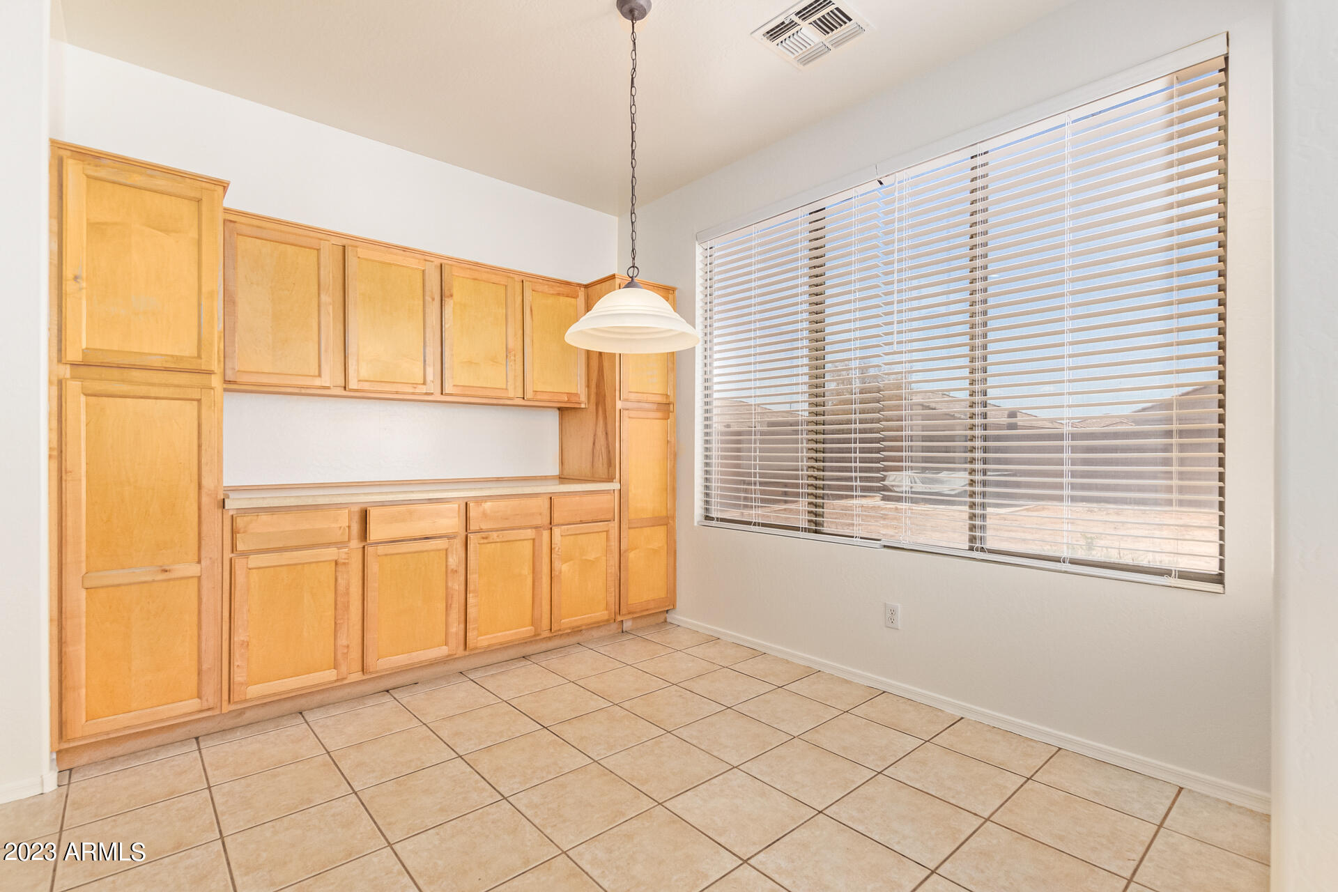 5667 West Evergreen Road Glendale, AZ 85302 - Photo 12 of 41 12 Evergreen 5667