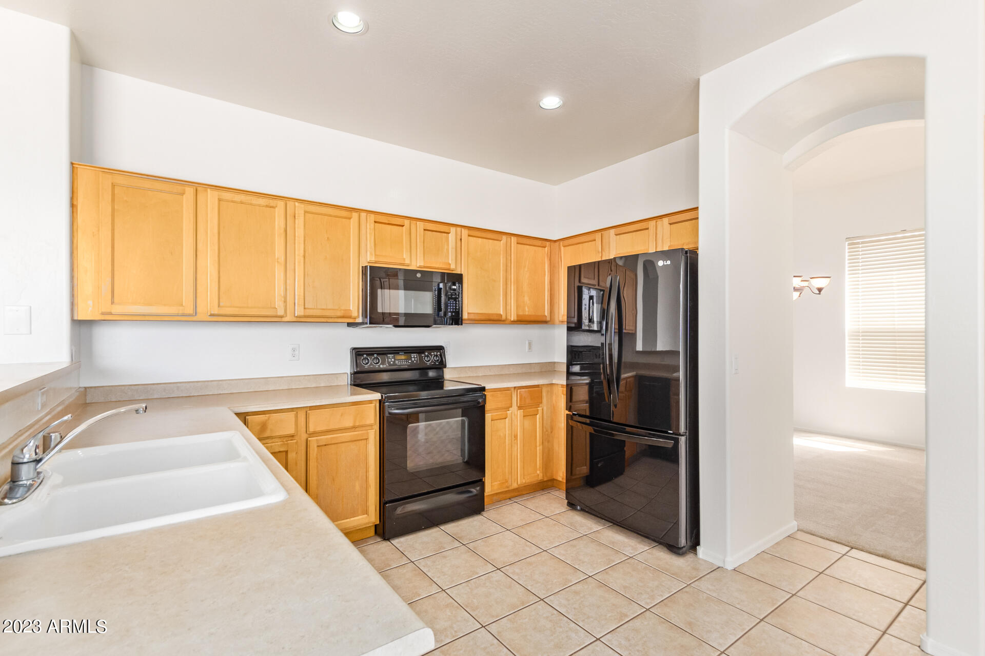 5667 West Evergreen Road Glendale, AZ 85302 - Photo 13 of 41 13 Evergreen 5667