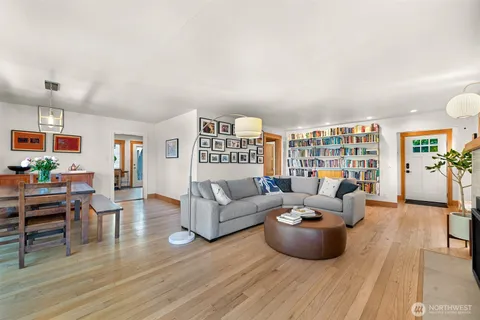 $1,375,000 | 221 North Garden Street, Bellingham, WA 98225