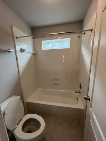 $2,499 | 15446 Islandview Lane, Houston, TX 77073