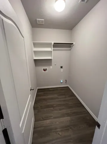 $2,499 | 15446 Islandview Lane, Houston, TX 77073