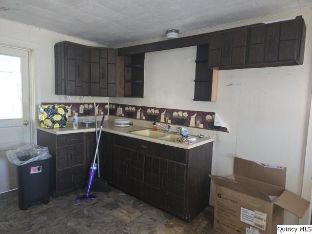 65 East 3rd Street Dallas City, IL 62330 - Photo 2 of 21