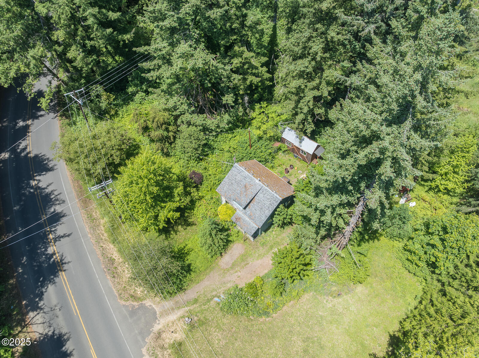 621 Logsden Road Siletz, OR 97380 - Photo 13 of 18 -06