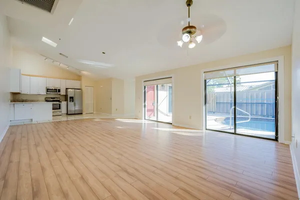 $2,750 | 5532 Golden Eagle Circle, Palm Beach Gardens, FL 33418