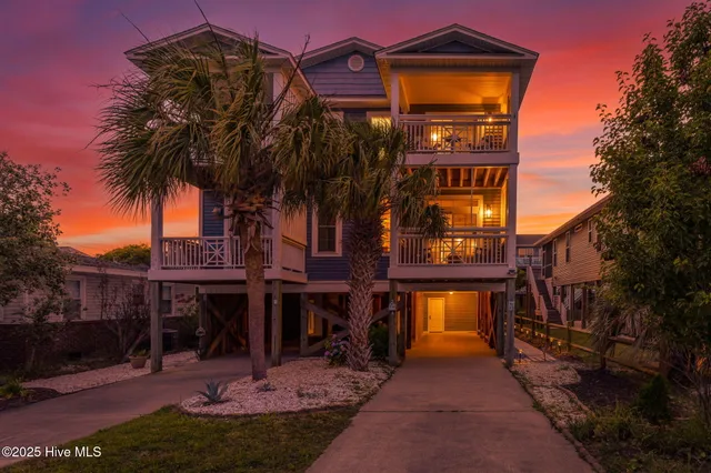 $865,000 | 538 South 4th Avenue, Unit A, Kure Beach, NC 28449