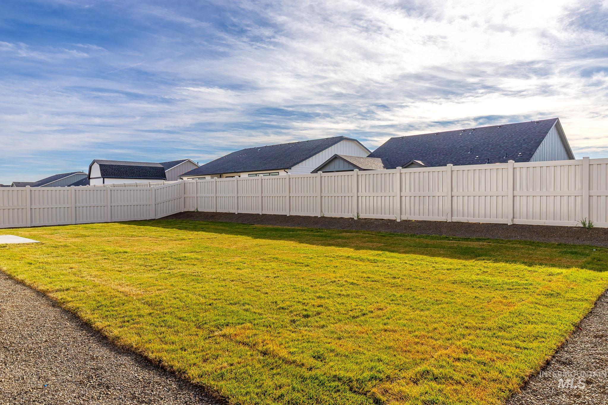 11363 Bluefield Drive Caldwell, ID 83605 - Photo 29 of 35 View of fenced backyard