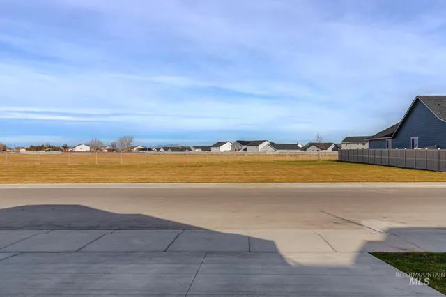 $2,500 | 11363 Bluefield Drive, Caldwell, ID 83605