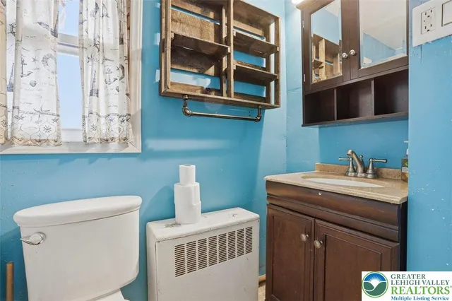 $201,600 | 105 South 2nd Street, Coplay, PA 18037