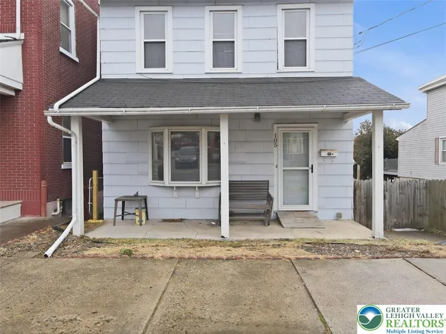 $201,600 | 105 South 2nd Street, Coplay, PA 18037