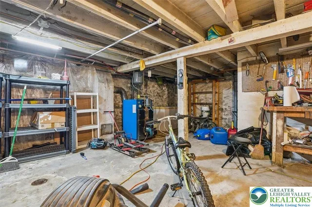 $201,600 | 105 South 2nd Street, Coplay, PA 18037