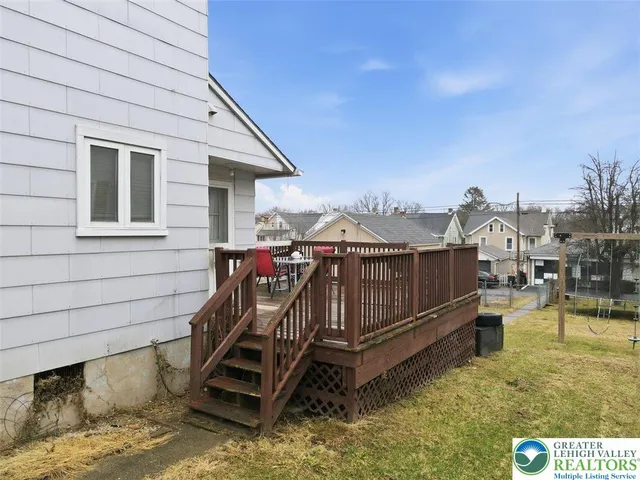 $201,600 | 105 South 2nd Street, Coplay, PA 18037