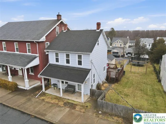 $201,600 | 105 South 2nd Street, Coplay, PA 18037