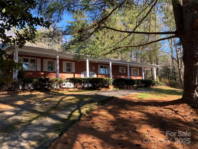 $650,000 | 2640 Haywood Road, Hendersonville, NC 28791