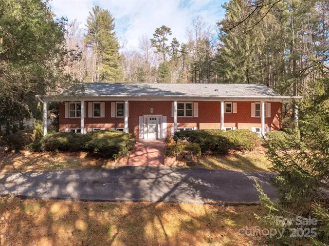 $650,000 | 2640 Haywood Road, Hendersonville, NC 28791