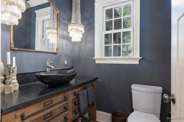 $1,395,000 | 21 Creekview Court, East Aurora, NY 14052