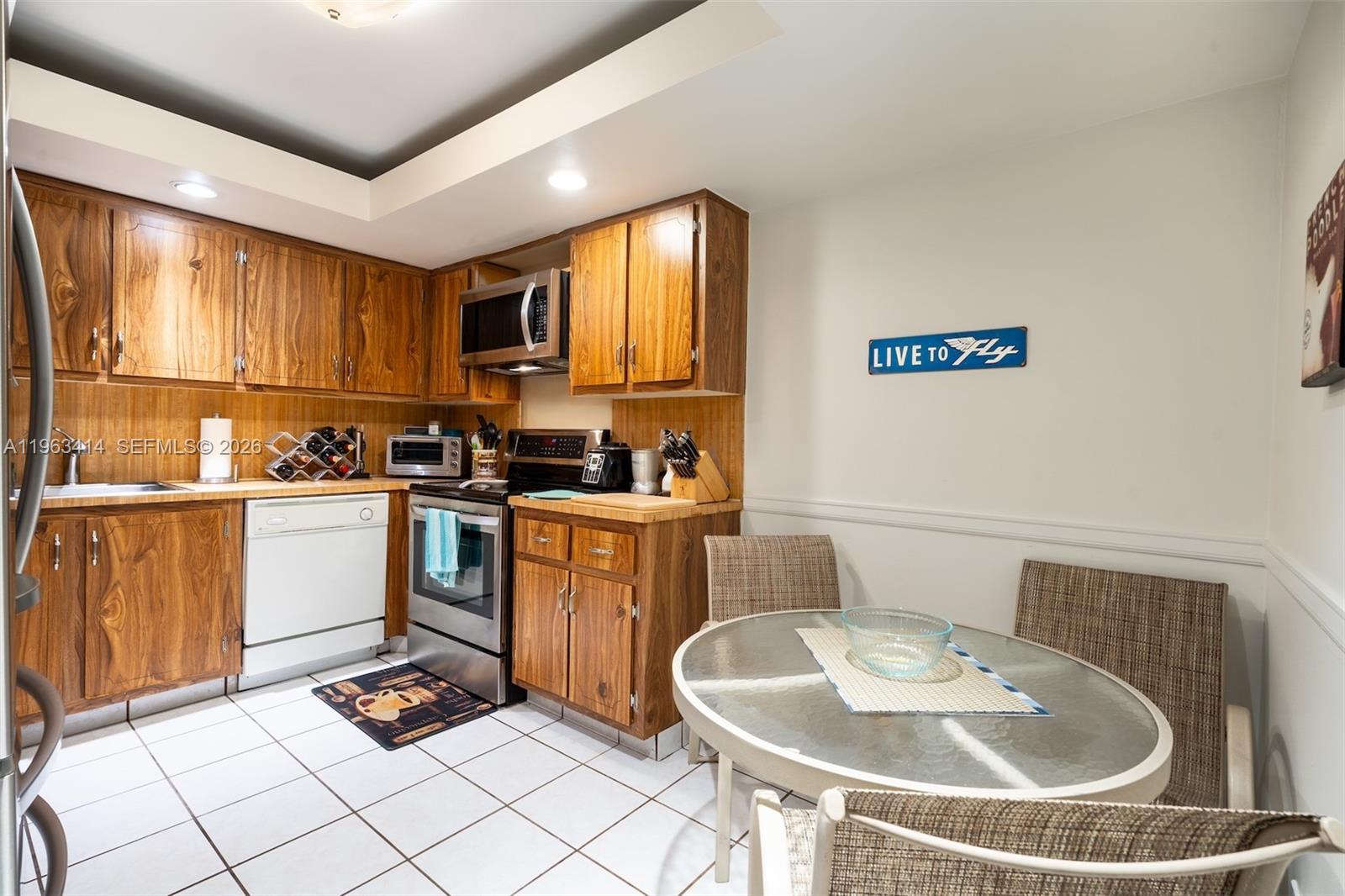 16475 Golf Club Road, Unit 307 Weston, FL 33326 - Photo 21 of 34