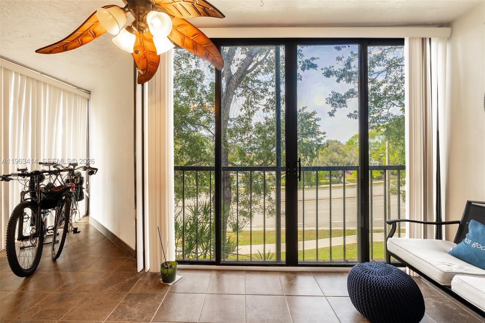 16475 Golf Club Road, Unit 307 Weston, FL 33326 - Photo 8 of 34