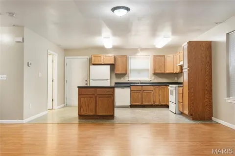 $215,000 | 1024 Bates Street, St. Louis, MO 63111