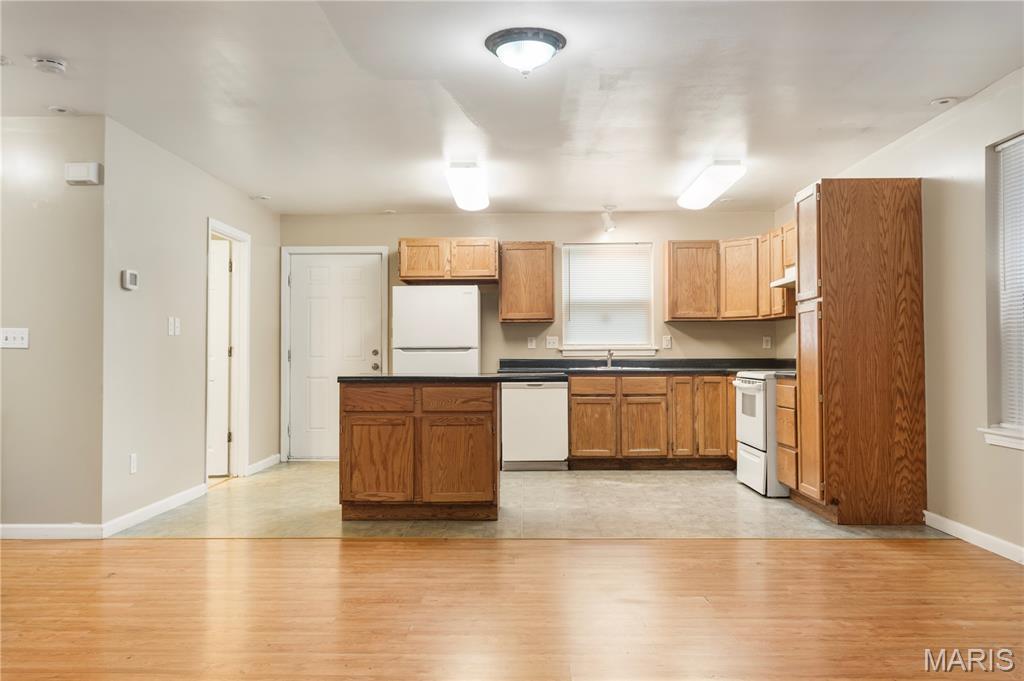 1024 Bates Street St. Louis, MO 63111 - Photo 4 of 31