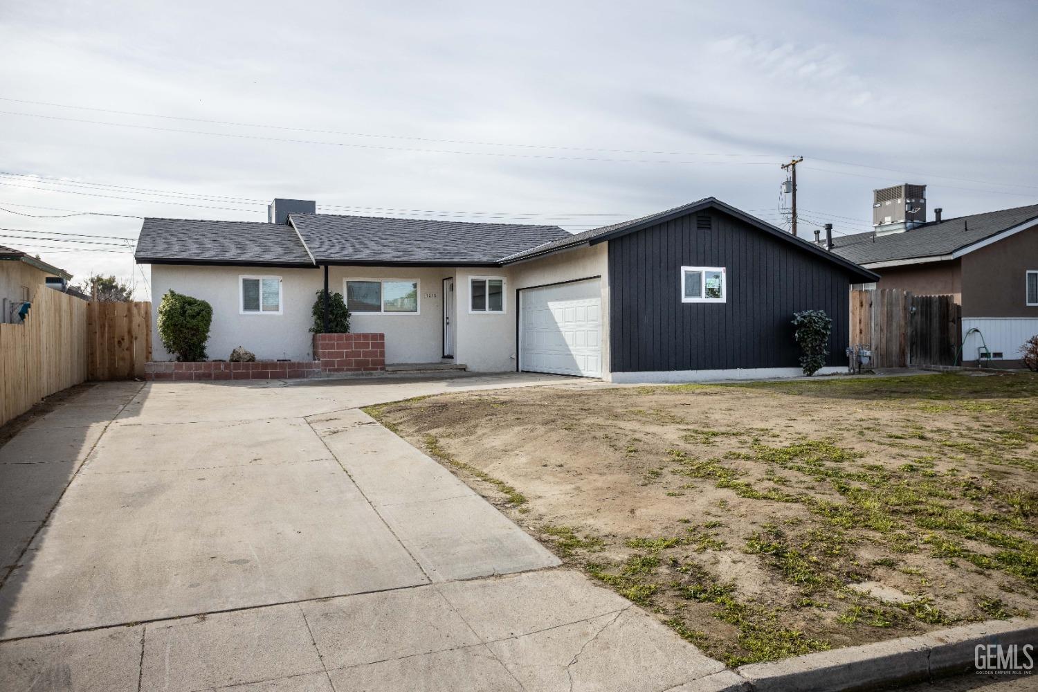 Undisclosed Address Bakersfield, CA 93304 - Photo 2 of 21