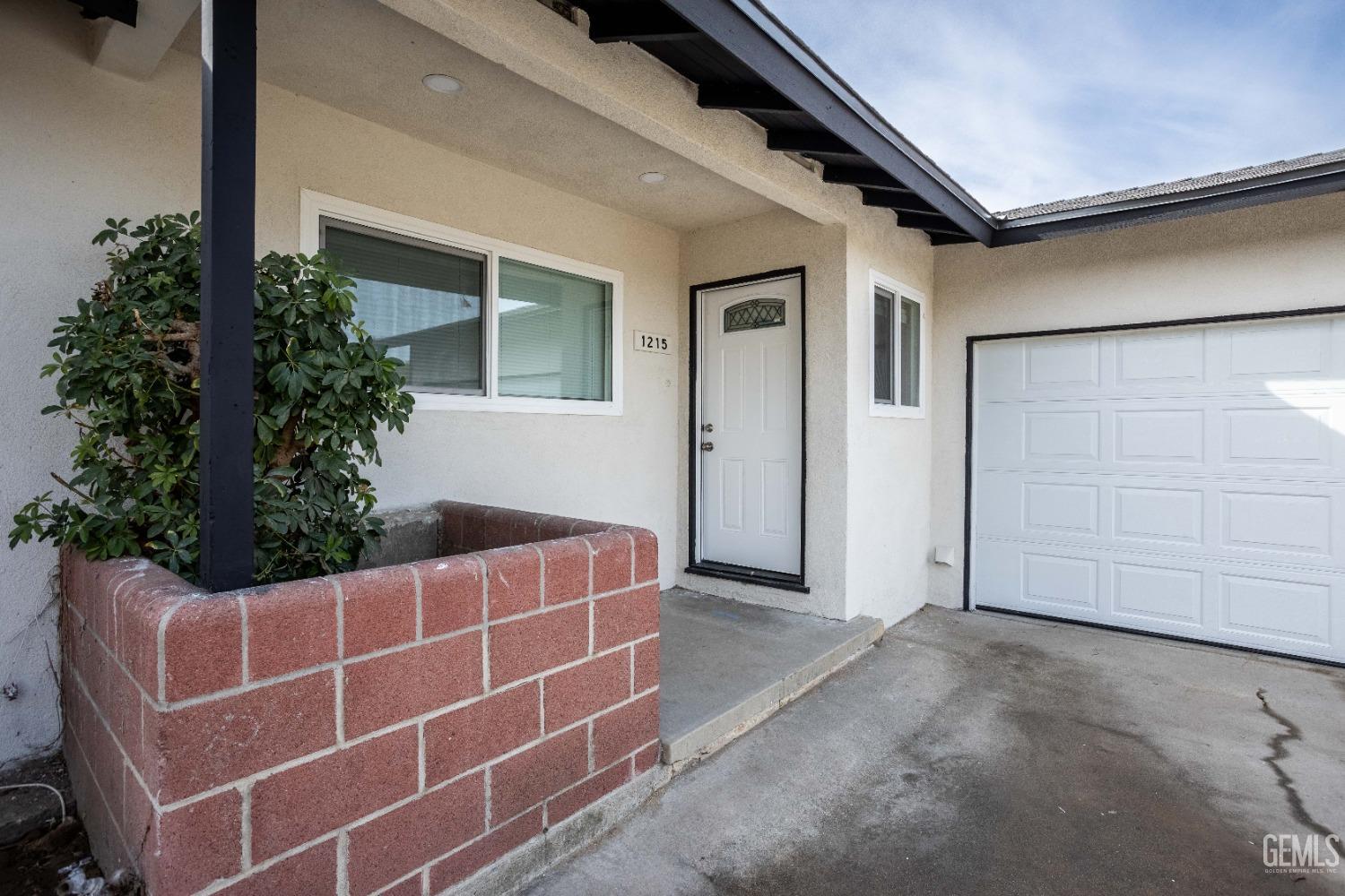 Undisclosed Address Bakersfield, CA 93304 - Photo 3 of 21