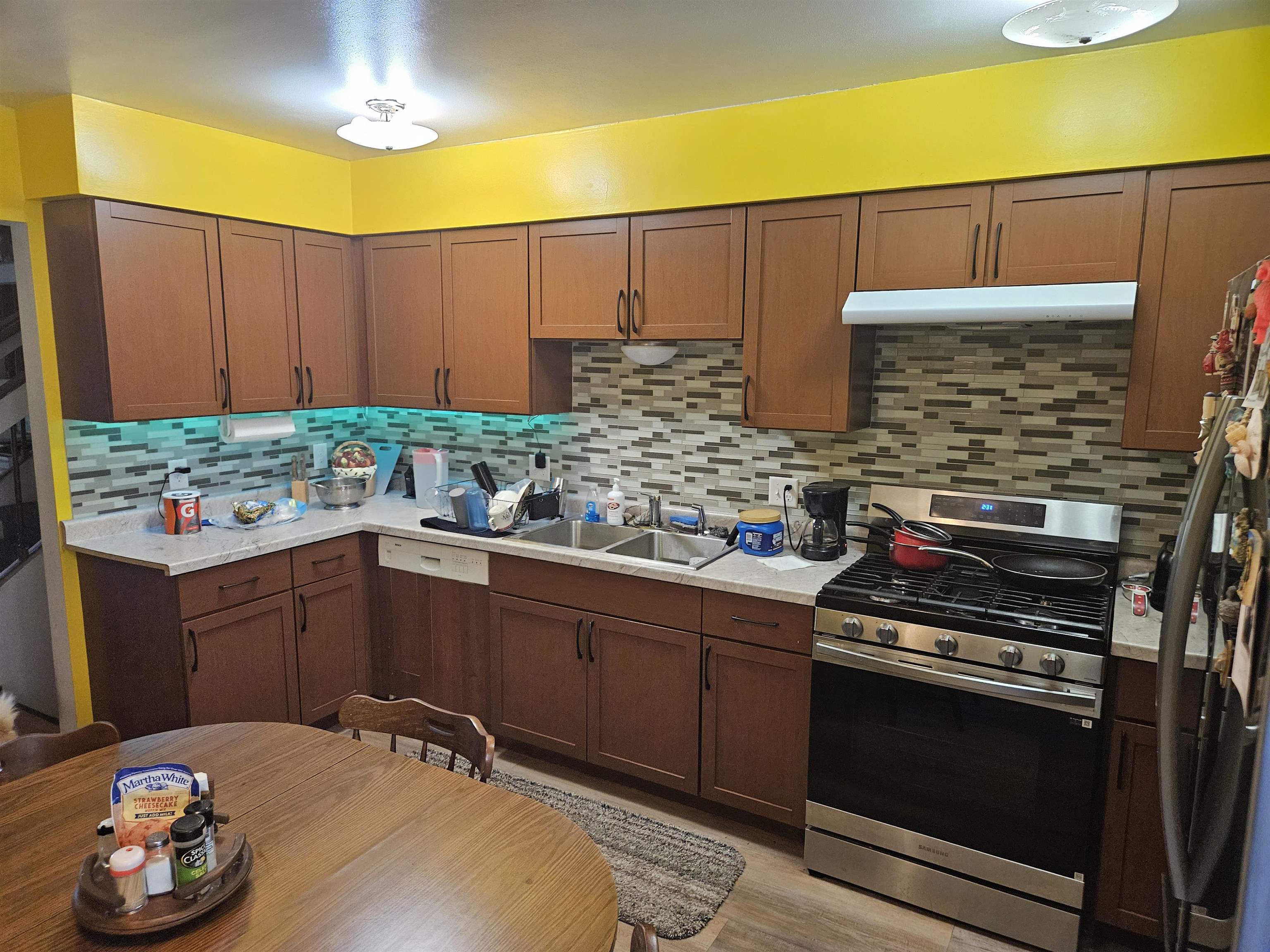 W7254 South Oak Ridge Court Poynette, WI 53955 - Photo 2 of 26 Gallery Image 2