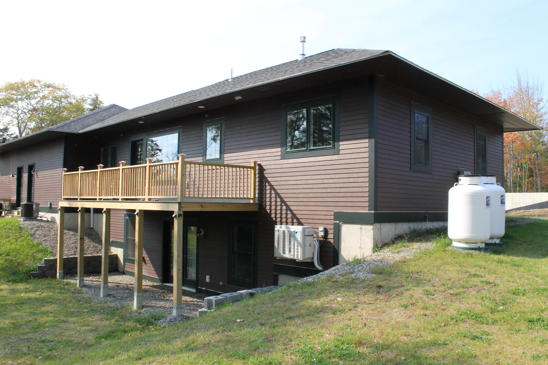 26 Eagle Point Road, Unit 17 Lincolnville, ME 04849 - Photo 3 of 11 IMG_4587