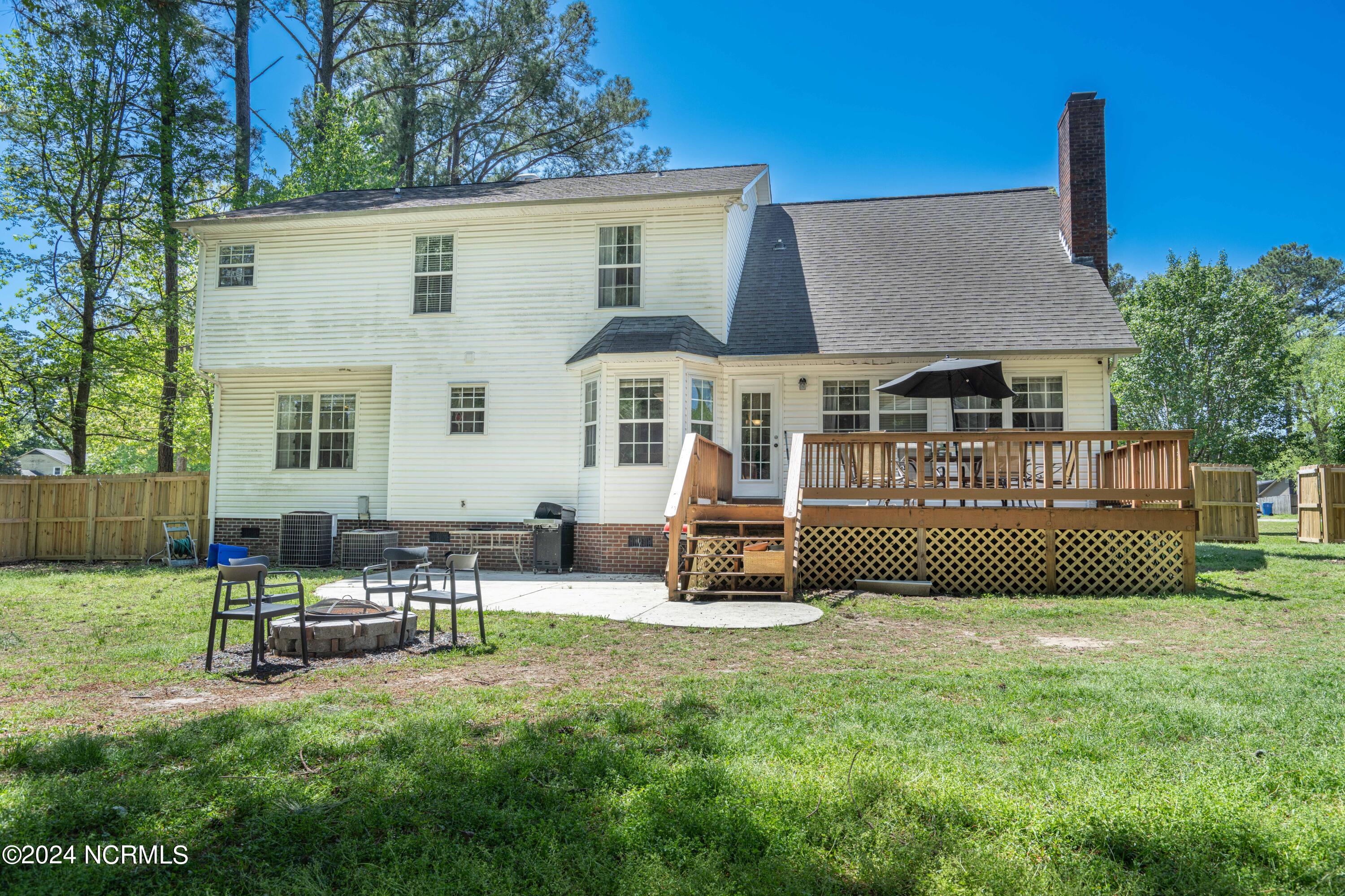 1002 A Pine Valley Road Jacksonville, NC 28546 - Photo 39 of 44 1002-A pine valley (40 of 45)