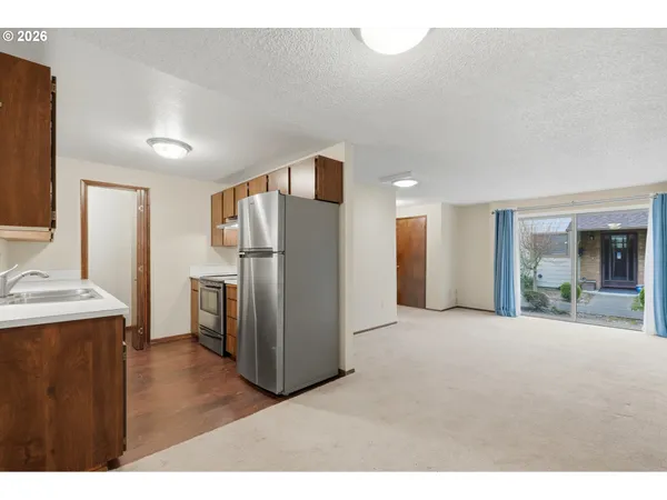 $223,000 | 1100 North Meridian Street, Unit 43, Newberg, OR 97132