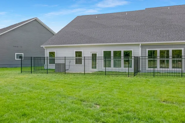 $409,900 | 2041 Grace Johns Circle, Murfreesboro, TN 37128