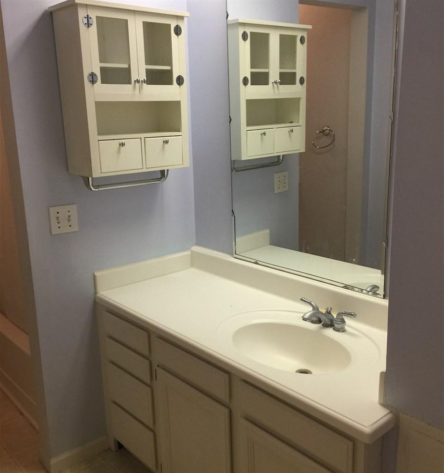 2460 Murphy Road Flint, MI 48504 - Photo 11 of 27 21465668-10.JPG
