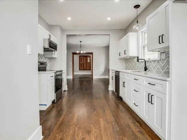 $556,000 | 6020 Central Street, Kansas City, MO 64113