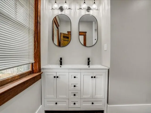 $549,000 | 6020 Central Street, Kansas City, MO 64113