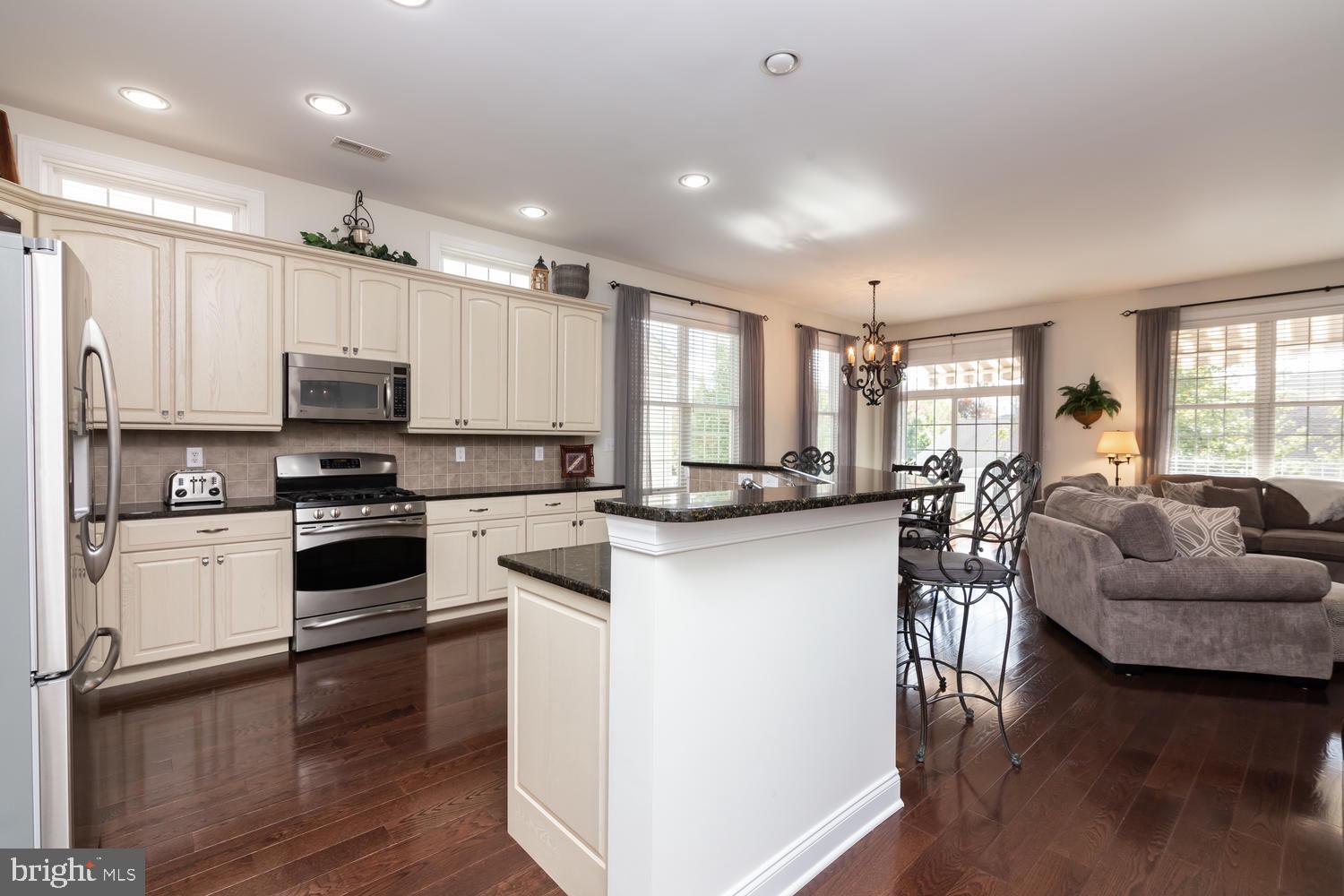 216 Hanover Road Phoenixville, PA 19460 - Photo 4 of 29 Gallery Image 4