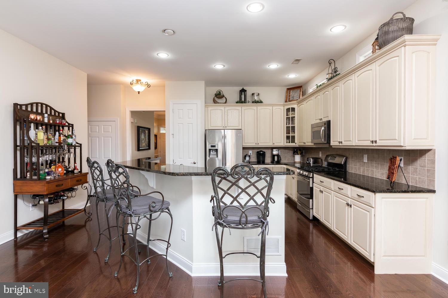 216 Hanover Road Phoenixville, PA 19460 - Photo 5 of 29 Gallery Image 5