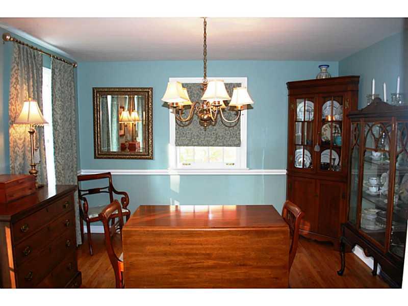 172 Topsfield Road Upper St. Clair, PA 15241 - Photo 5 of 25 Dining Room.